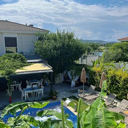 Odabasi Su Alacati Çeşme